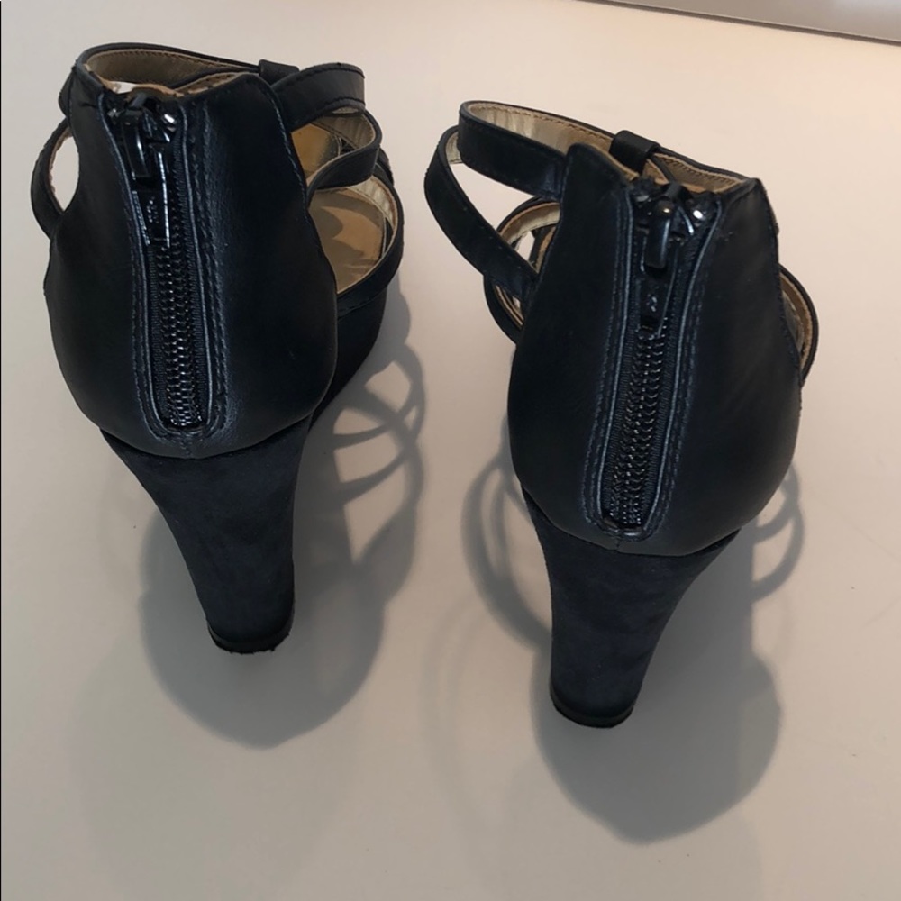 ALDO Black Wedge Sandals Sz 6 - Picture 13 of 15